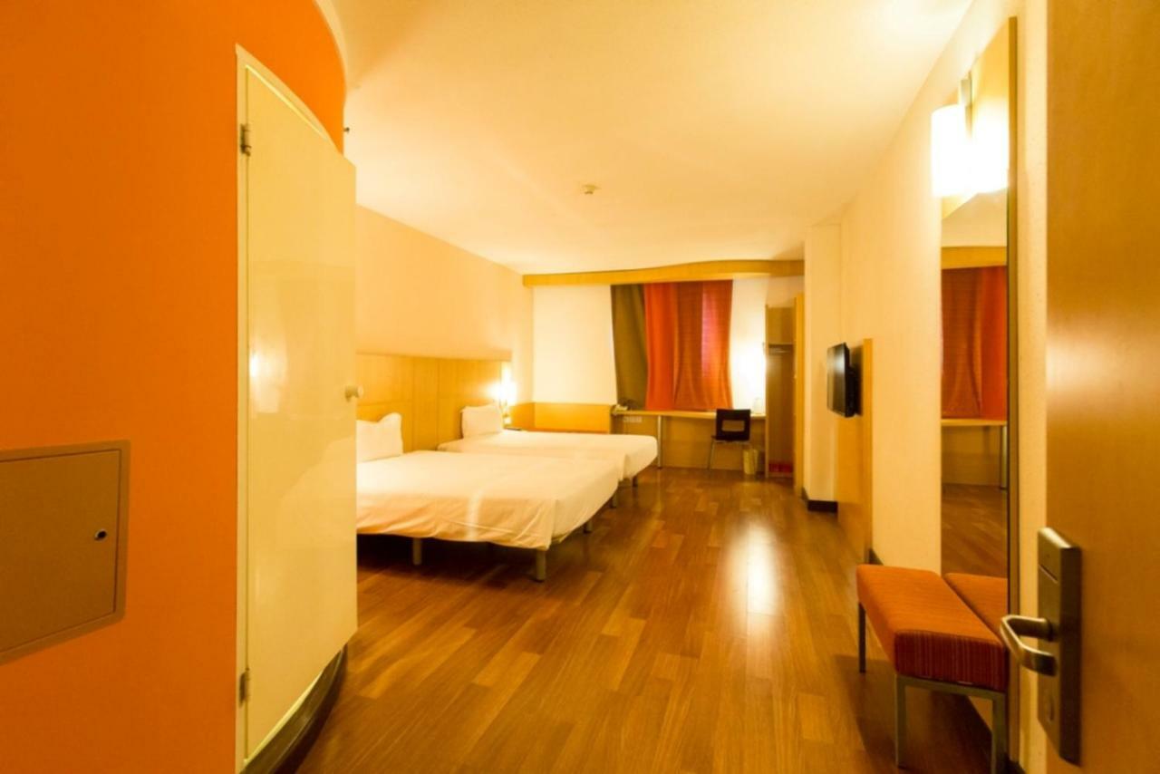 Hotel Ibis Dongguan Dongcheng Extérieur photo